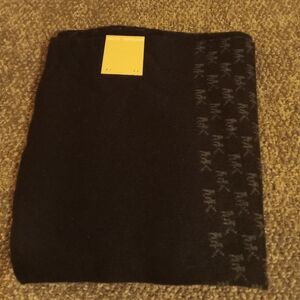 Michael Kors women's black and gray stylish winter scarf